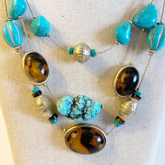 Chico's Necklace 3 Strand Faux Turquoise Stones Howlite Wood Claw Clasp NWT - Picture 1 of 6